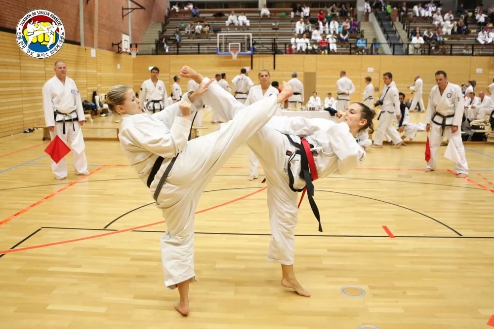 Taekwondo-Sportler beim internationalen Städteturnier in Bad Reichenhall