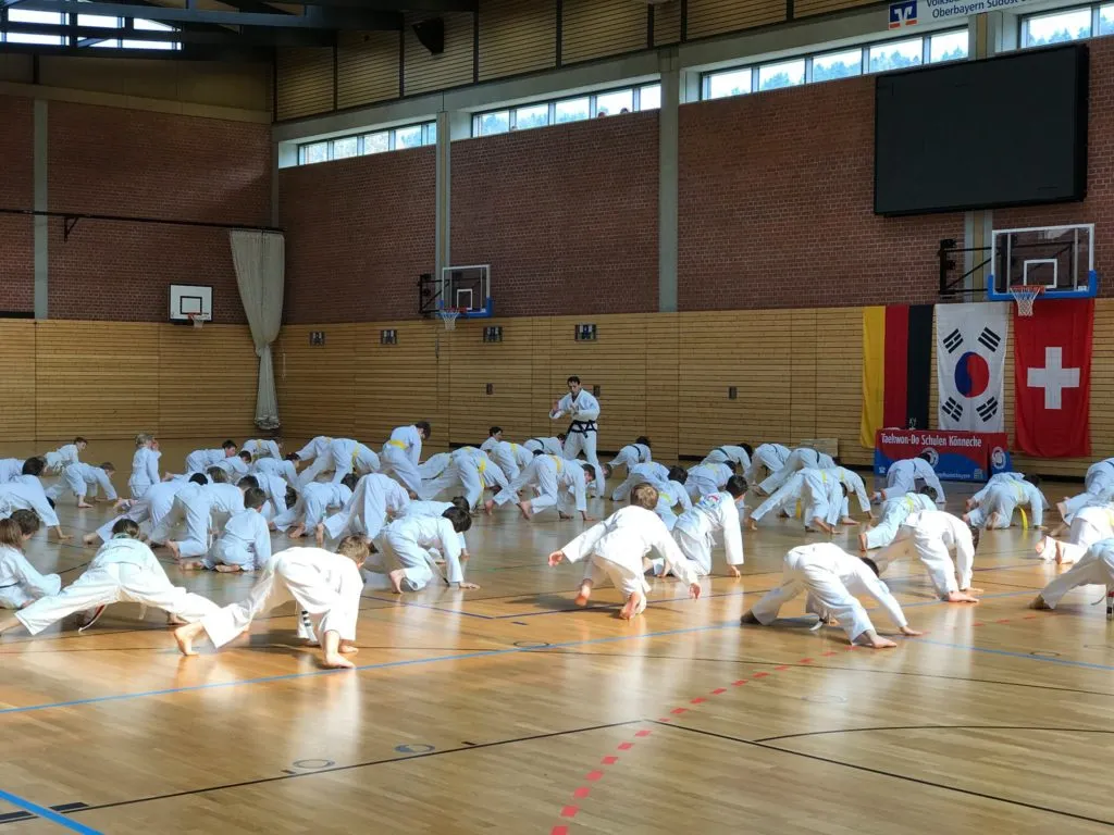 Taekwon-Do Schüler und Trainer bei einem Lehrgang in Bad Reichenhall