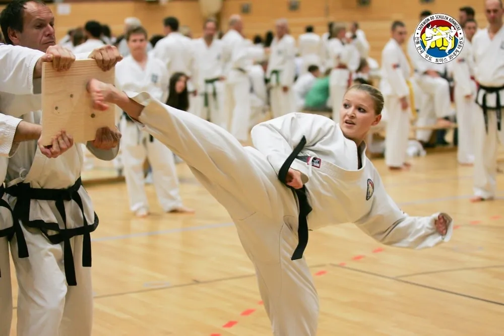 Taekwondo-Sportler beim internationalen Städteturnier in Bad Reichenhall