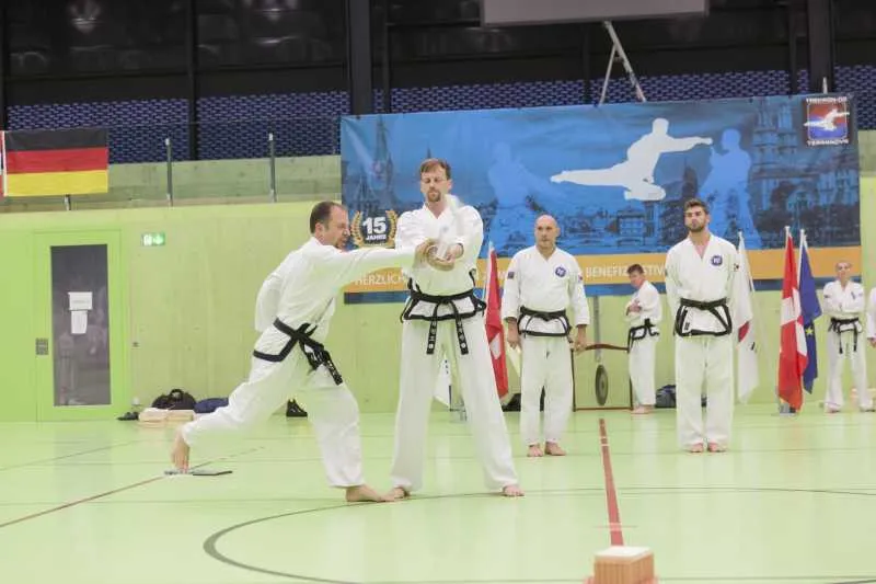 Taekwon-Do Schule Salzburg beim Turnier- und Gala-Wochenende in Zürich