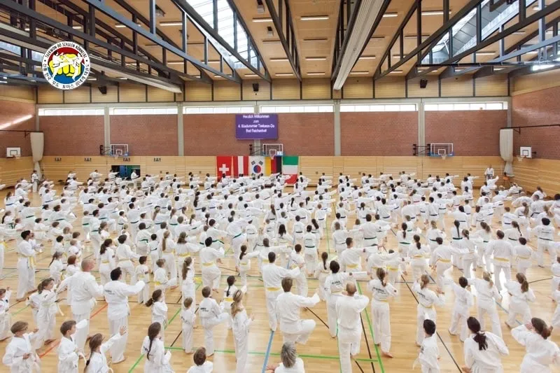 Taekwondo-Sportler beim internationalen Städteturnier in Bad Reichenhall
