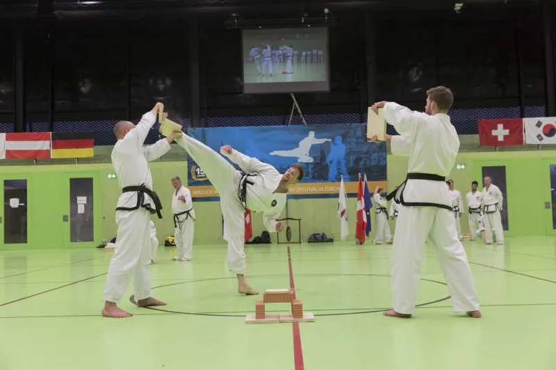 Taekwon-Do Schule Salzburg beim Turnier- und Gala-Wochenende in Zürich