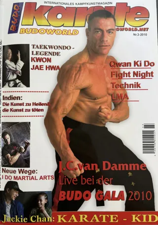 Titelseite des Artikels „45-jähriges Europa-Jubiläum Großmeister Kwon Jae-Hwa", Budo Karate Nr. 3-2010
