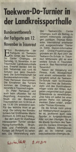 Zeitungsartikel „Taekwon-Do-Turnier in der Landkreissporthalle", Wochenblatt vom 09.11.2011