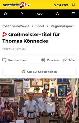 Screenshot des Artikels „Großmeister-Titel für Thomas Könnecke", rosenheim24.de, 13.10.2014, mit Foto von Thomas Könnecke und Großmeister Kwon Jae-Hwa bei der Urkundenübergabe