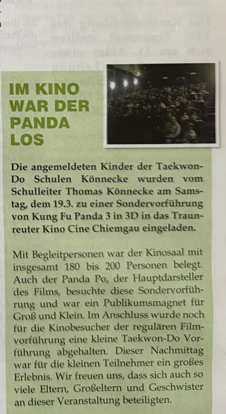 Traunreuter Stadtblatt, April 2016: „Im Kino war der Panda los" mit Foto des vollbesetzten Kinosaals bei der Sondervorführung von Kung Fu Panda 3